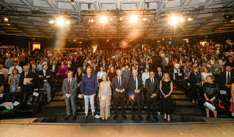 El CSCAE premia a nueve proyectos innovadores en los Premios Arquitectura 2025