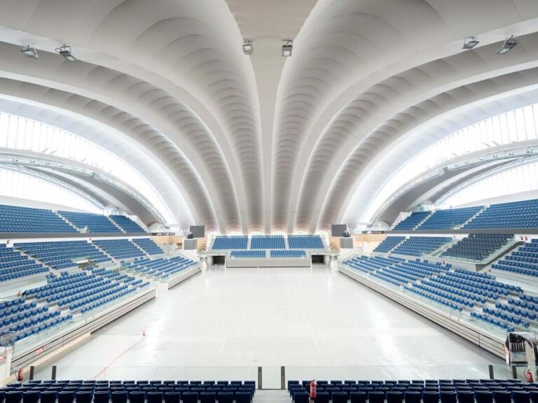 El Palacio de Deportes de Oviedo se reinventa con una solución pionera junto a Saint-Gobain Ecophon