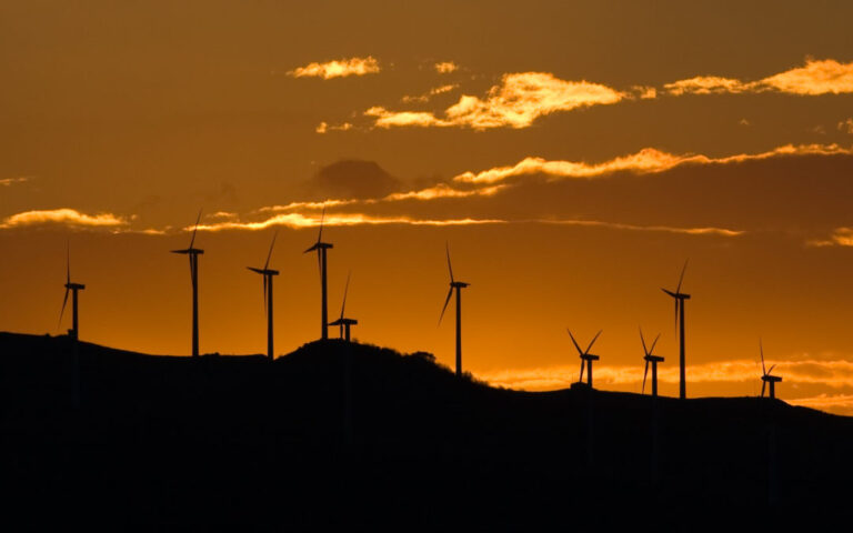 El Gobierno impulsa una nueva regulación del autoconsumo eléctrico con más flexibilidad y la figura del gestor colectivo