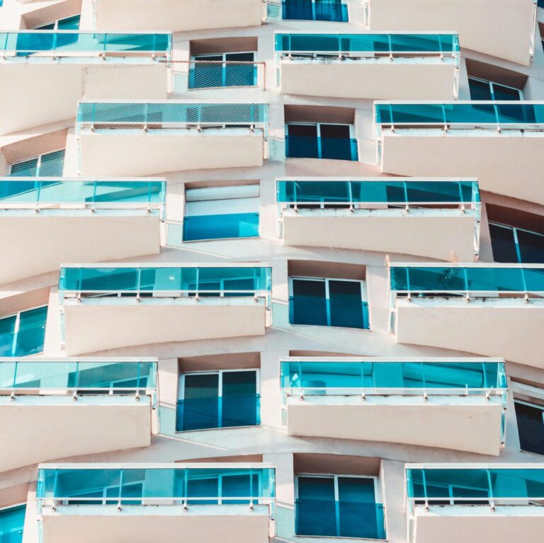 La crisis energética refuerza la necesidad de acelerar la rehabilitación energética de viviendas en España