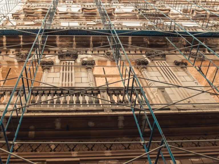 Las ayudas extra para hogares vulnerables andaluces apenas superan el 1% en los programas de rehabilitación